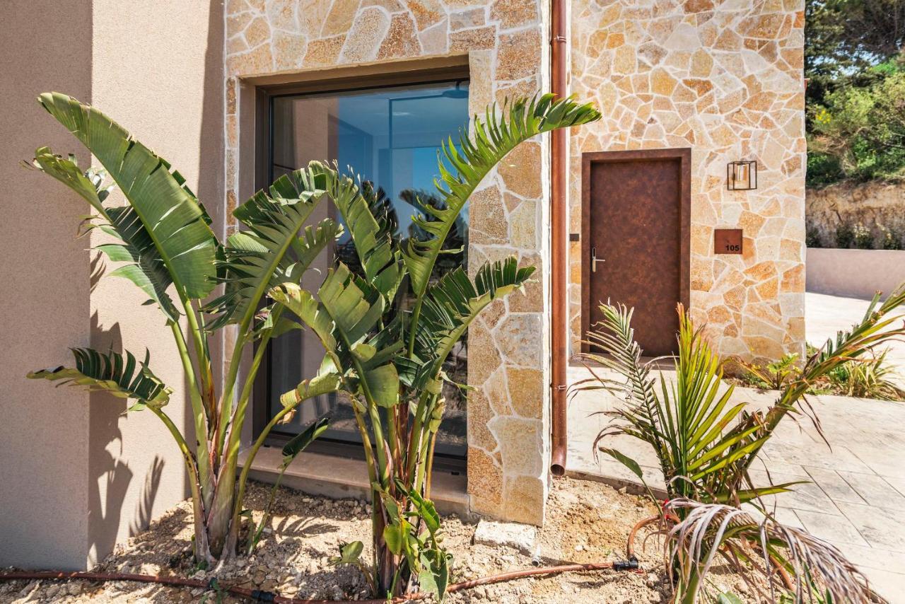 Maravilla Luxury Living コス・タウン エクステリア 写真