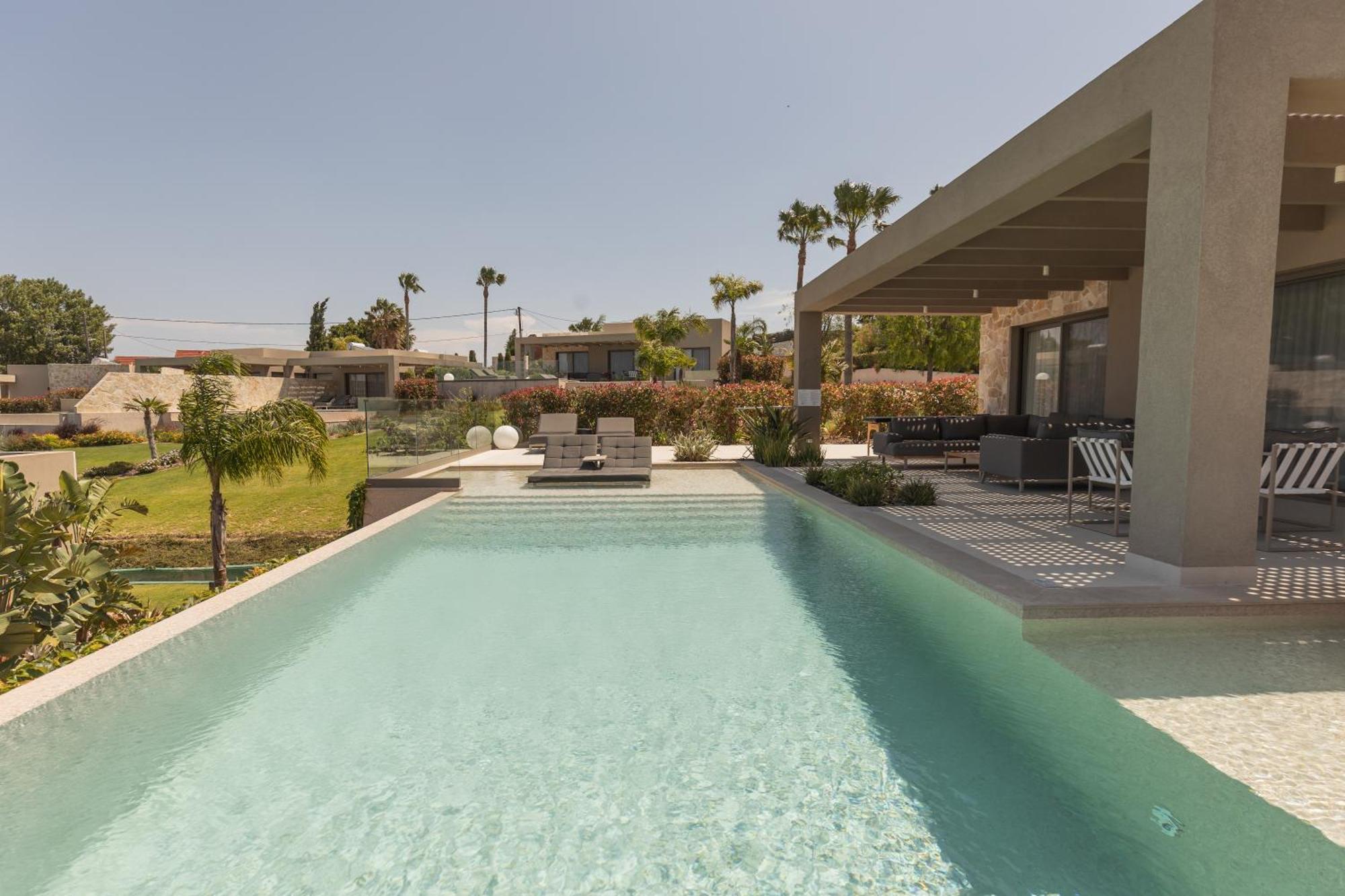 Maravilla Luxury Living コス・タウン エクステリア 写真